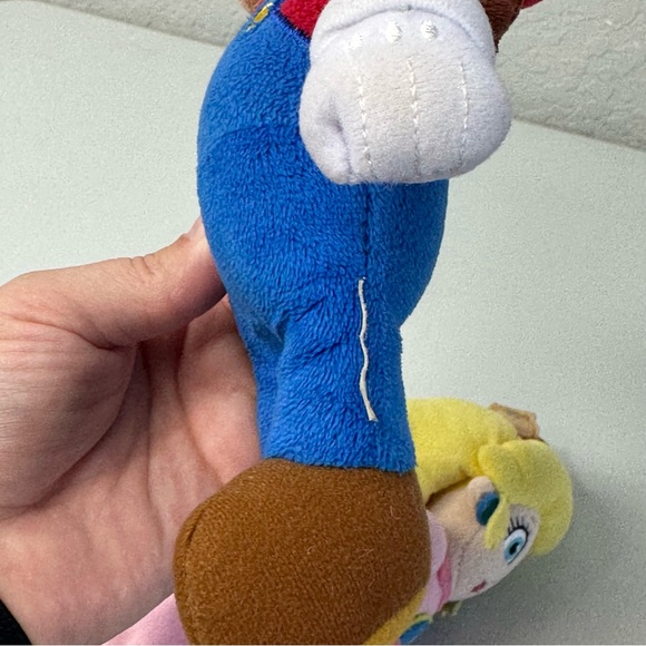 Nintendo Super Mario Bros- Mario & Princess Peach 9” Plush Toy Lot Authentic - Picture 7 of 7